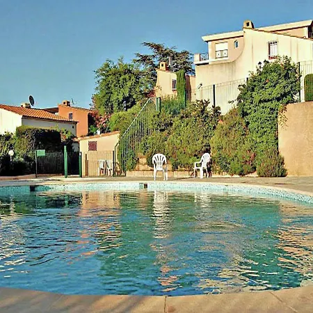 Modern Holiday In Th Oule Sur Mer With Swimming Pool *